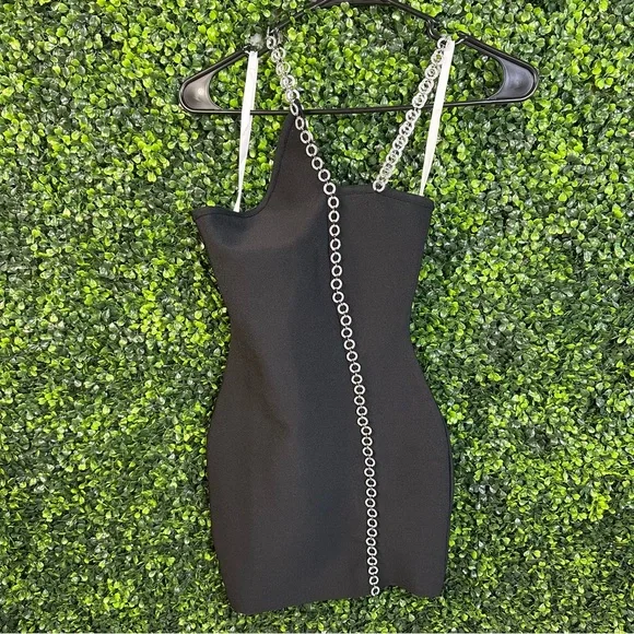 Nwt Hours Alisha one shoulder Elegant‎ mini Black Chain Strap Dress - Picture 4 of 11